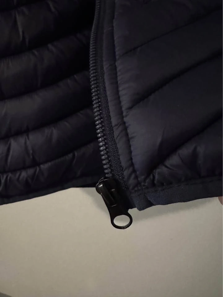 Women’s Navy Blue Hooded Puffer Vest - photo 4