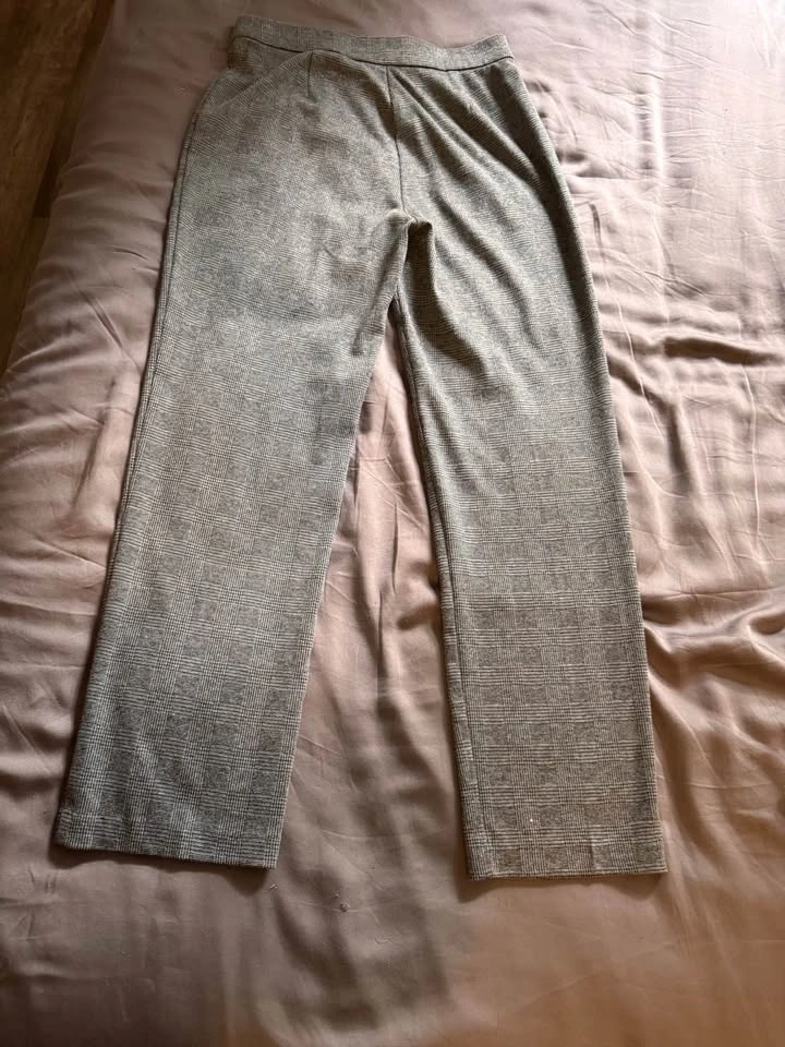 Soft gray check pattern knit pants from M & S in the UK - photo 3
