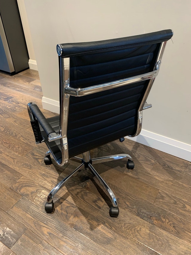Stylish Office Chair - photo 2