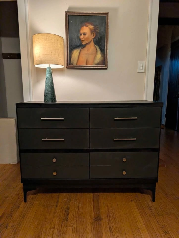 Modern Black 6-Drawer Dresser | Newly Updated - photo 2