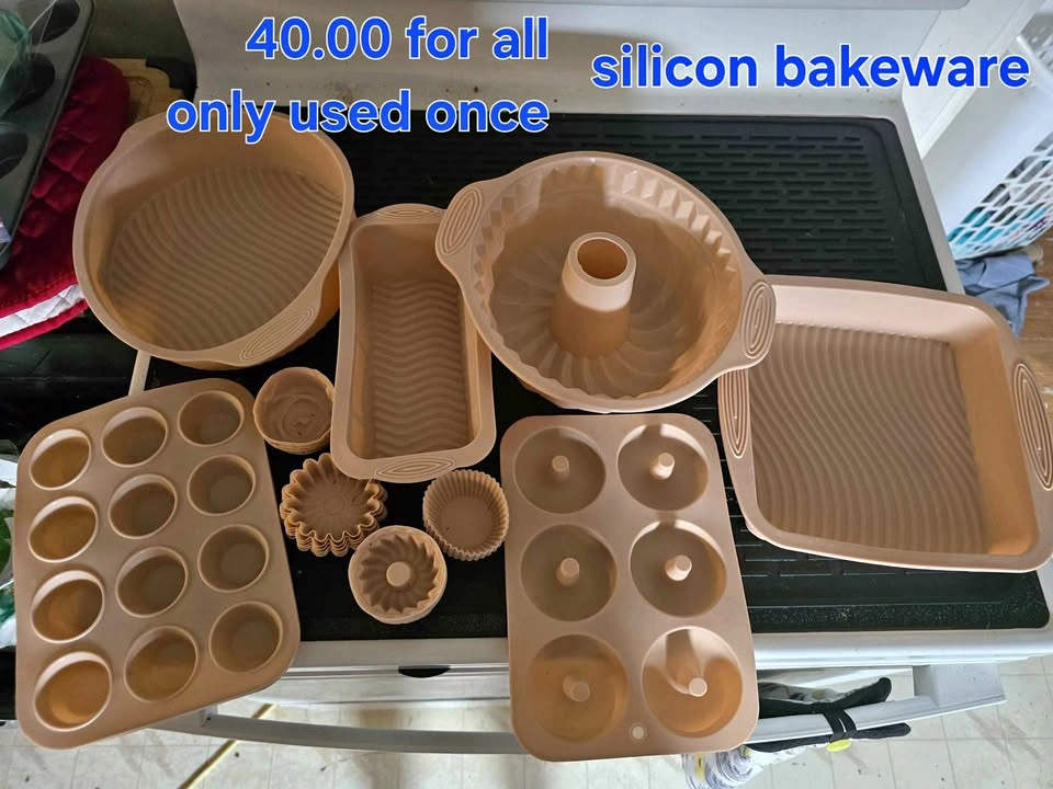 Silicon bakeware