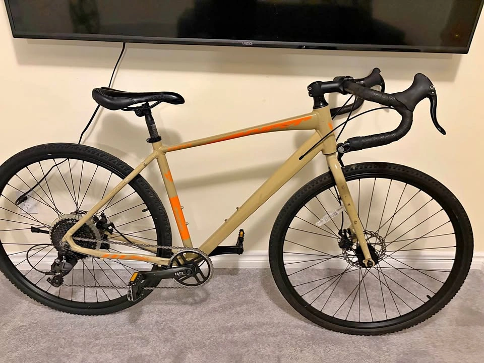Hyper Gravel Bike 55cm