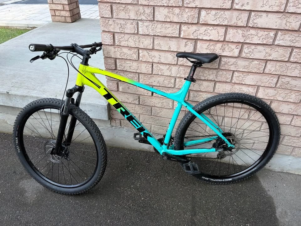 Trek Marlin XXL 29 Mountain Bike - photo 2