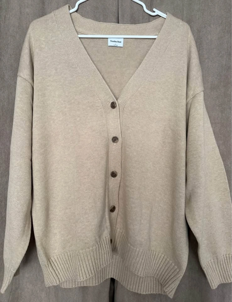 Aritzia Sunday Best Lamora Cardigan - Size L (Brand New) - photo 3