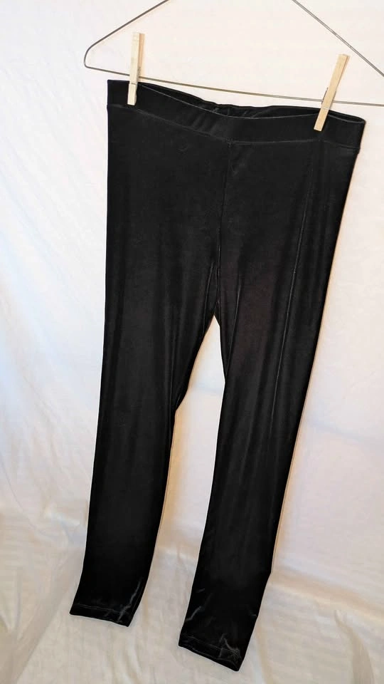 Black Velvet Leggings (Medium / UK 10) - photo 2