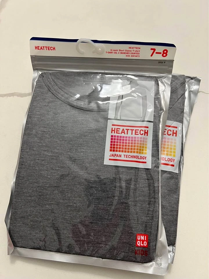 Uniqlo kids t-shirt heattech 2 packs