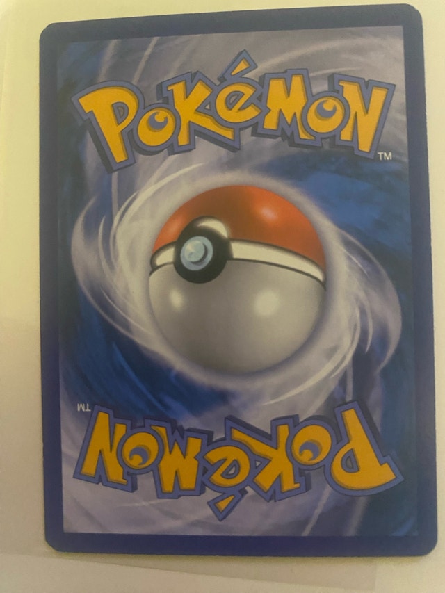 Pikachu 27/111 Pokémon Cards - photo 2