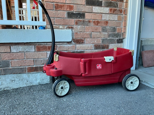 Step2 Red Wagon – Toddler Pull Wagon