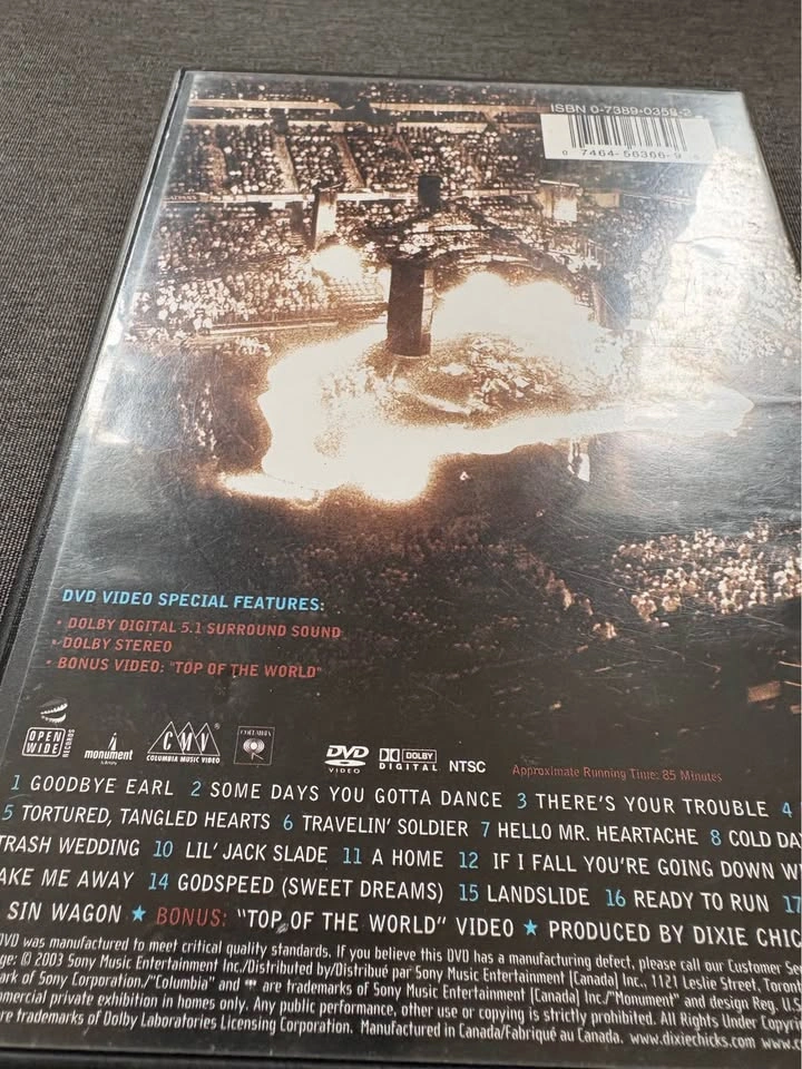 Dixie chicks live top of the world tour - photo 2