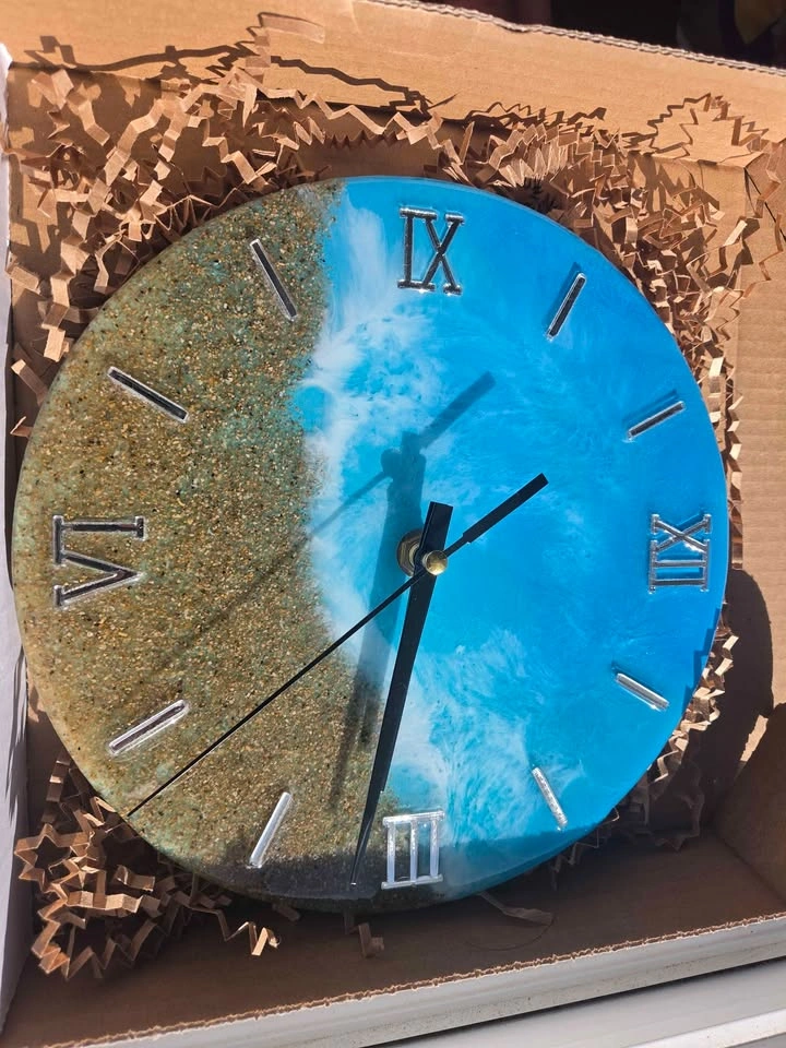 20cm Handmade Resin Ocean Wall Clock - photo 2
