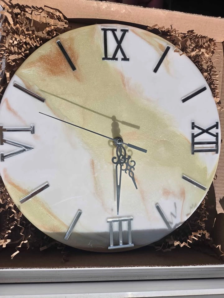 30cm Handmade Resin Wall Clock - photo 2