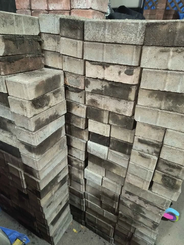 Brick pavers - photo 2