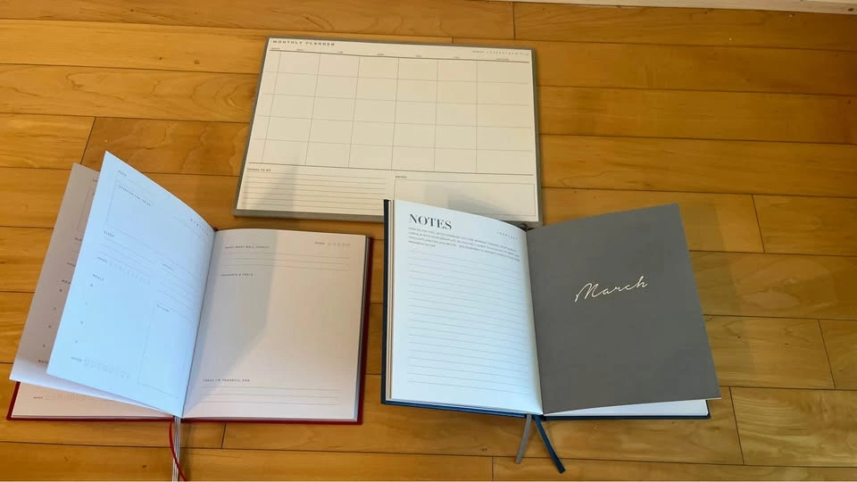 Journals & Monthly Planner – Wellness, Goals & Planning - photo 3