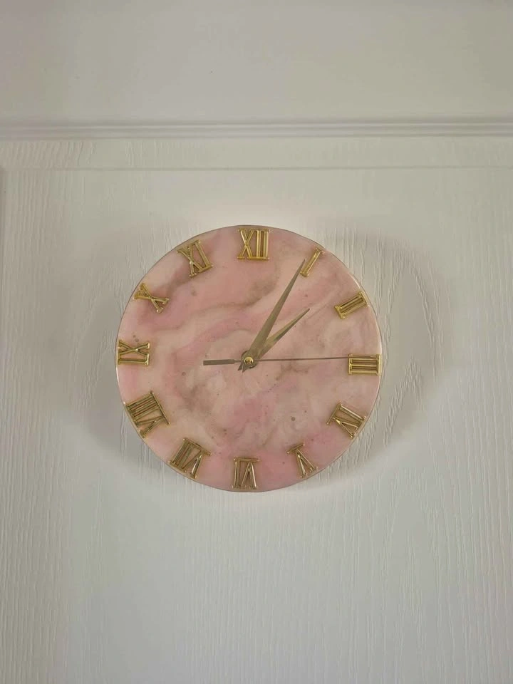 20cm Handmade Resin Clock - photo 2