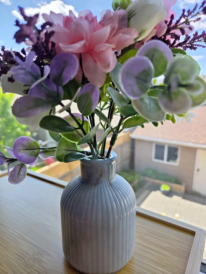 🌿 Handmade Resin Vase 🌿