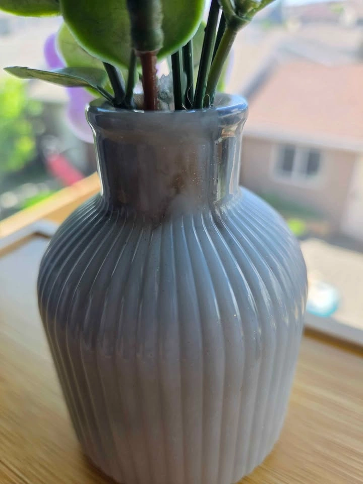 🌿 Handmade Resin Vase 🌿 - photo 2