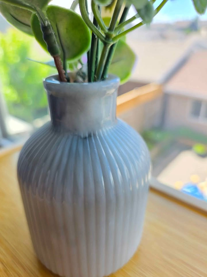🌿 Handmade Resin Vase 🌿 - photo 3
