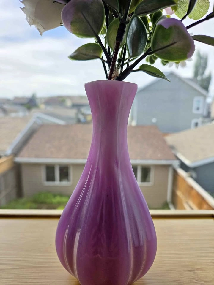 ✨ Handmade Resin Vase ✨