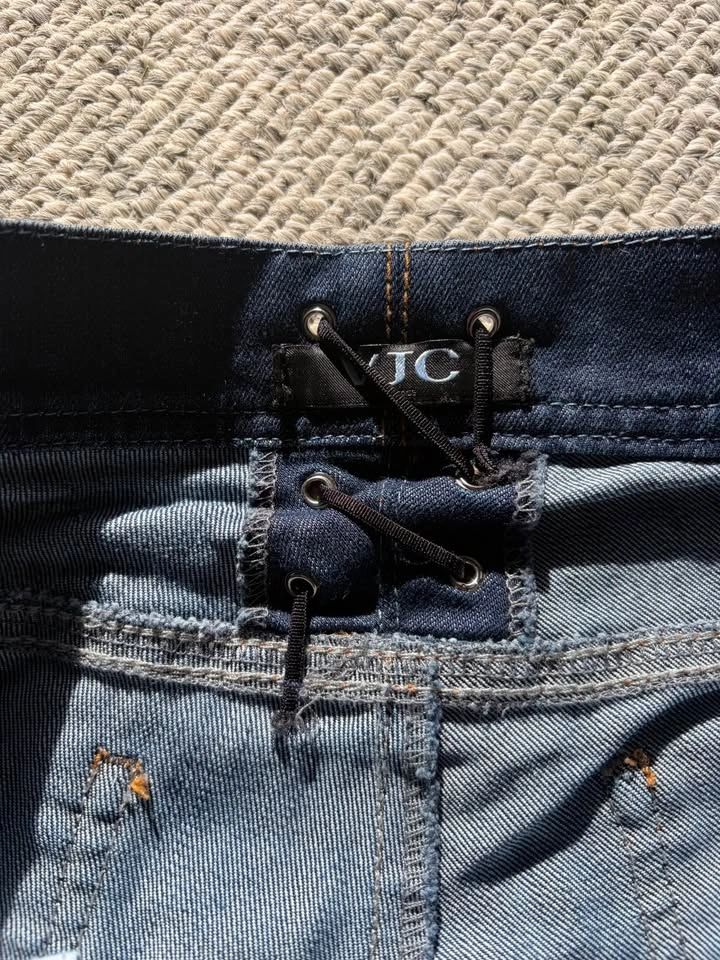 Vintage Y2K Versace Women’s Jeans Size 28 - photo 4