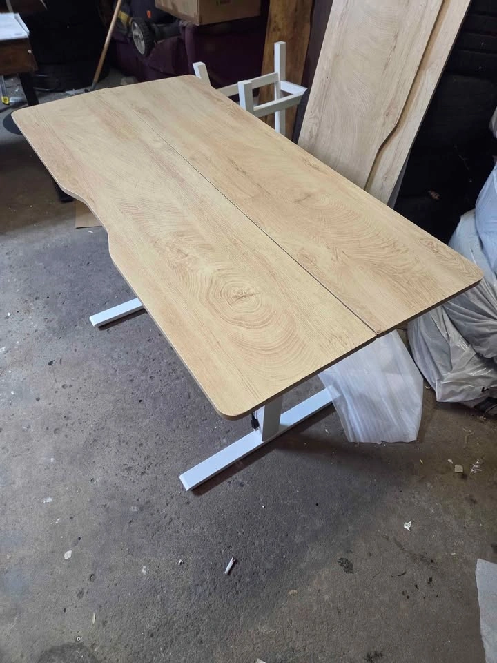 Electric Standing Desk 48" x 24" – Light Oak Top, White Frame - photo 4