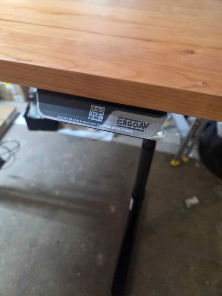 Premium Solid Wood Electric Standing Desk 60x30 – Dual Motor - photo 2