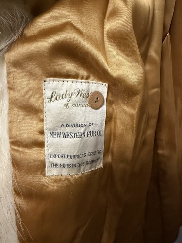 Vintage New Western Fur Co. genuine natural coyote fur coat - photo 5