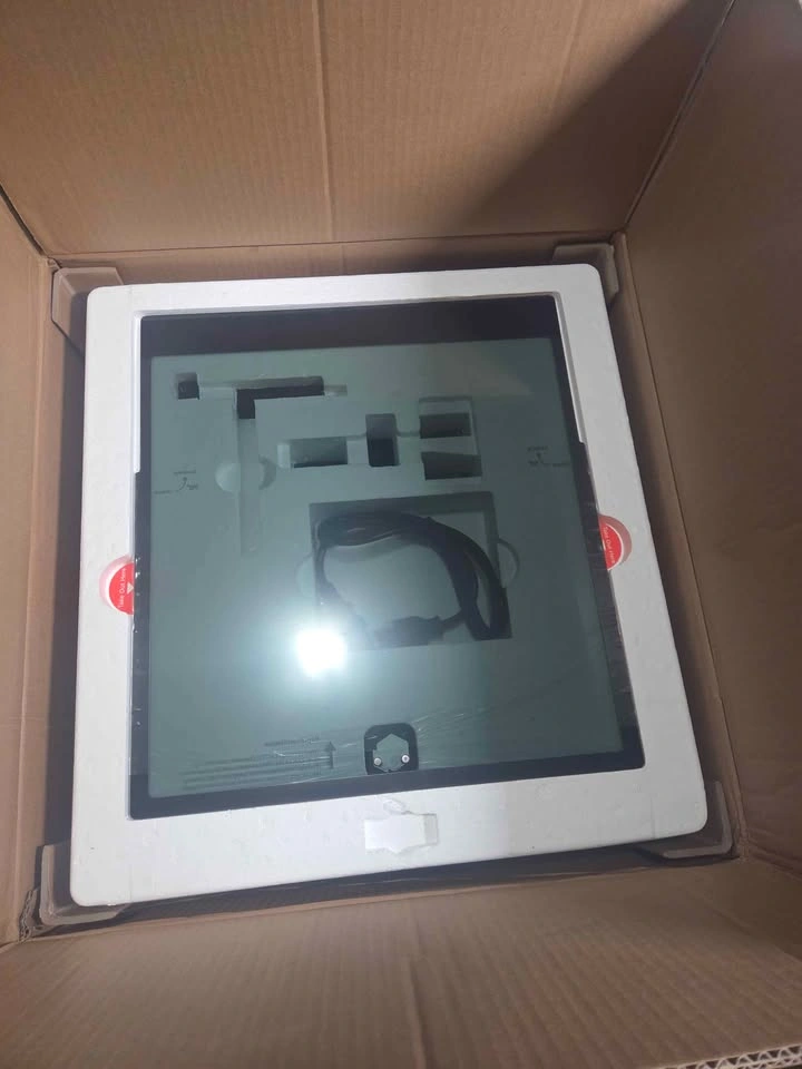 QIDI Q2C 3D Printer + QIDI Box – Like New – Complete Setup - photo 3