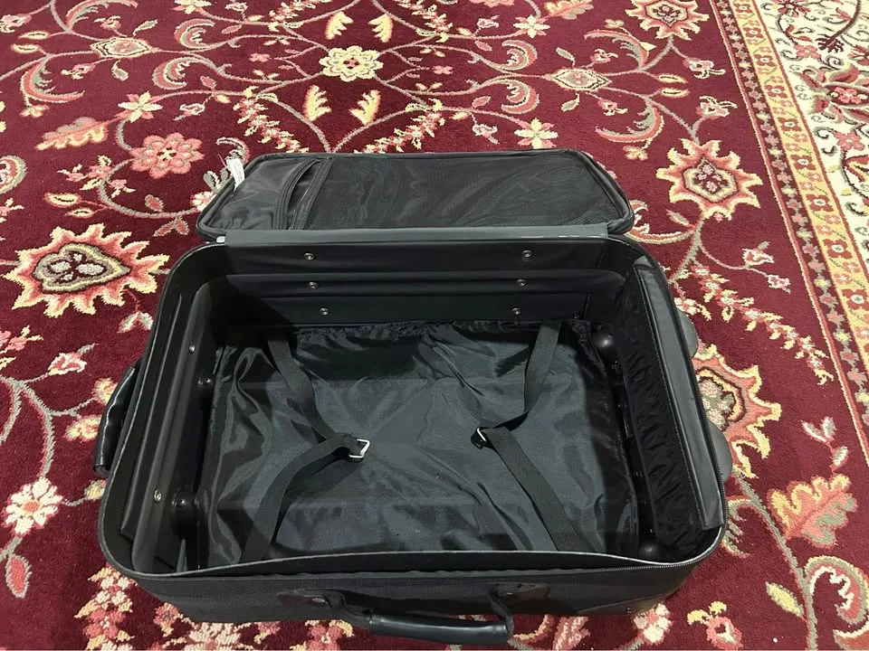 American Flyer Carry-On - 21.5" H, Telescoping Handle image indicator(3)