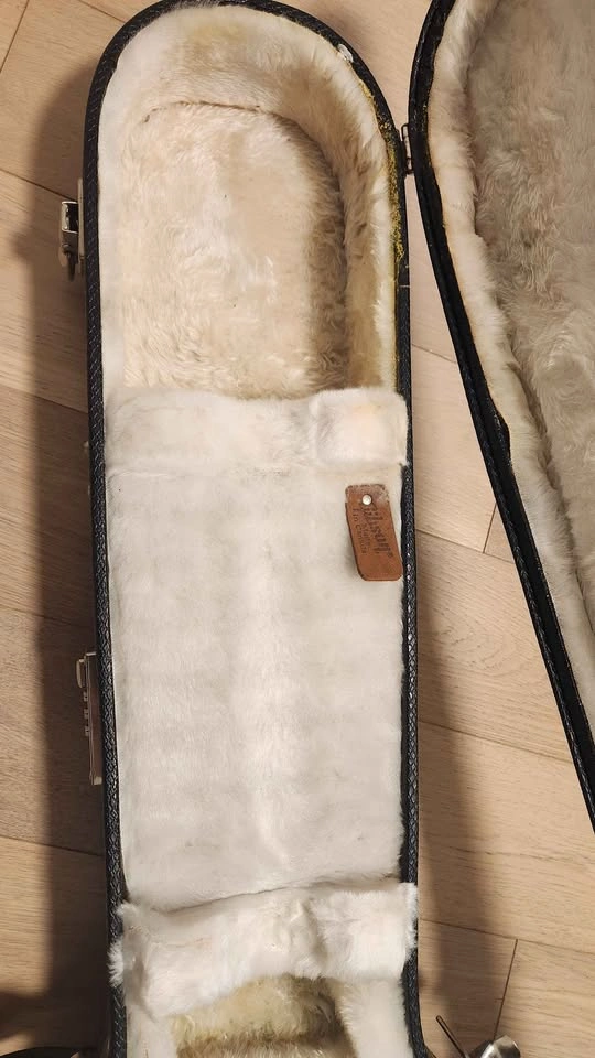 $150 Gibson USA Les Paul Hardshell Guitar Case - photo 3