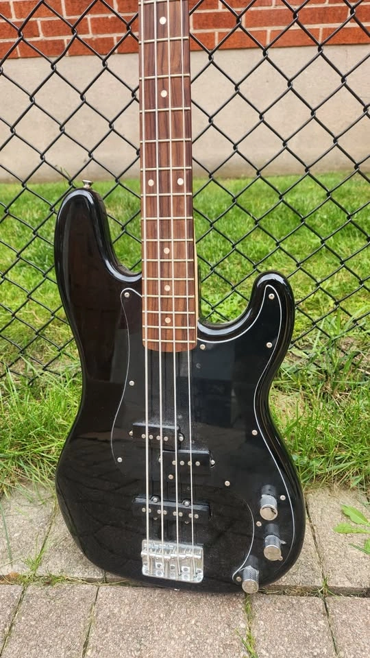 $350 Squier PJ Electric Bass Guitar - Black - photo 3