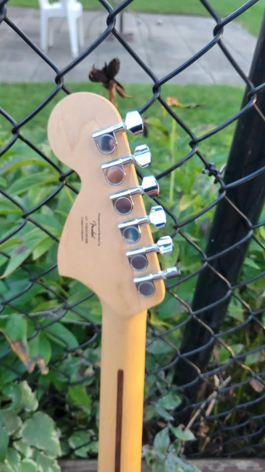 $300 Squier Stratocaster Electric Guitar - Affinity Series - photo 5