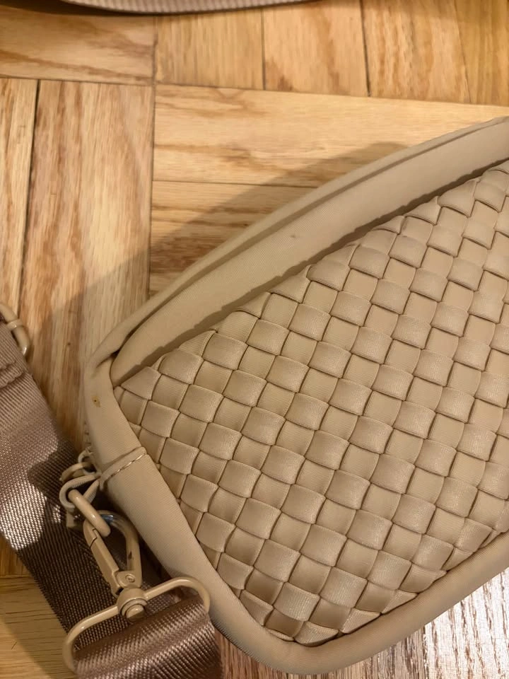 SOL AND SELENE Inspiration Woven Crossbody Bag - Tan - photo 3