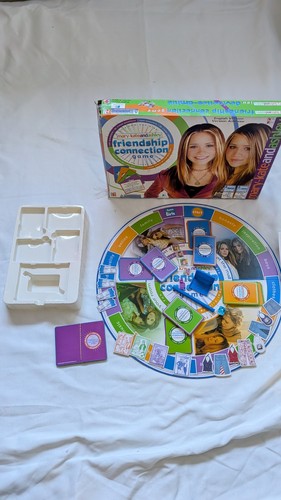 Mary Kate and Ashley Olsen Friendship Connection Board Game - photo 3