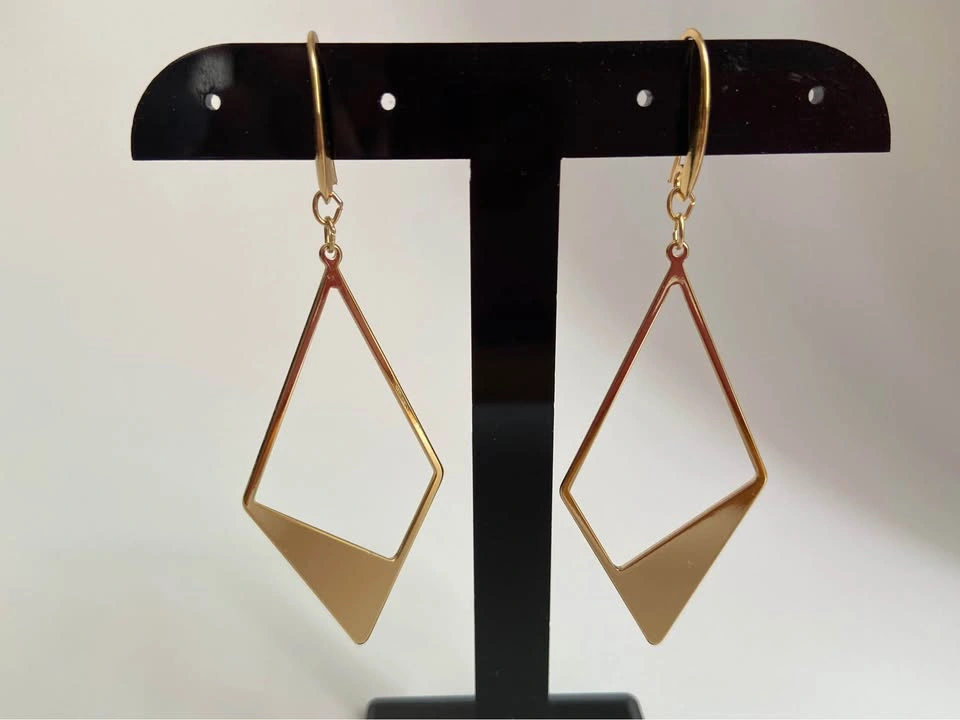 Beautiful gold plated earrings