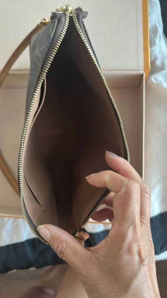 Louis Vuitton pochette accessories - photo 2