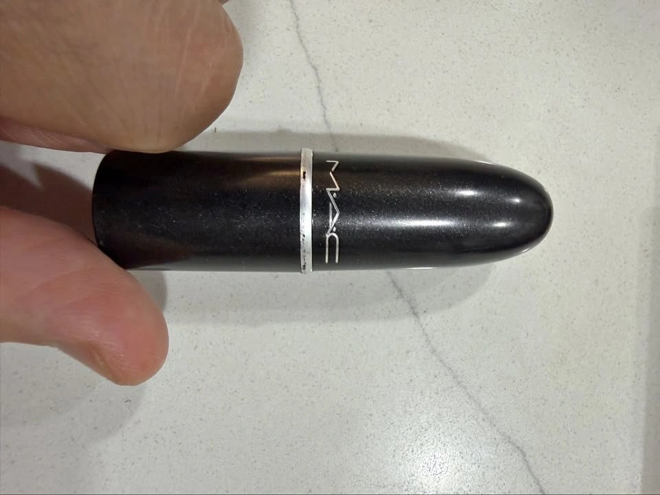 MAC Ruby Woo lipstick