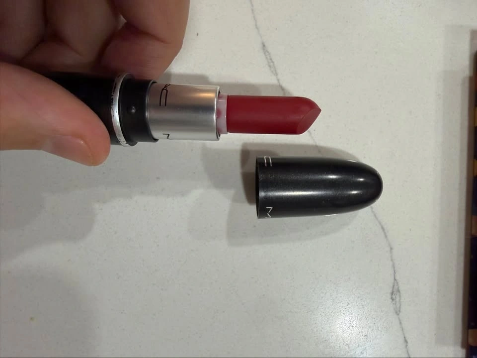 MAC Ruby Woo lipstick - photo 3