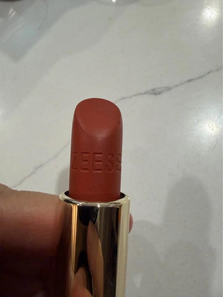 Zeesea lipstick 303 - photo 3