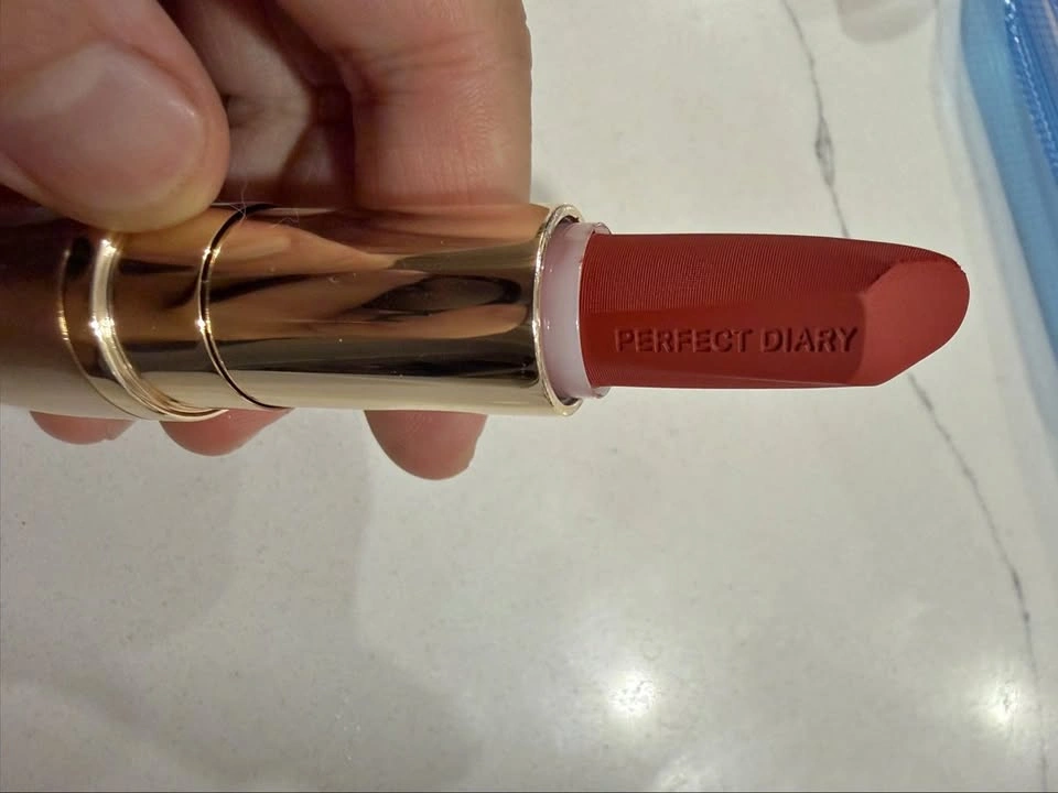 Perfect Diary lipstick C03