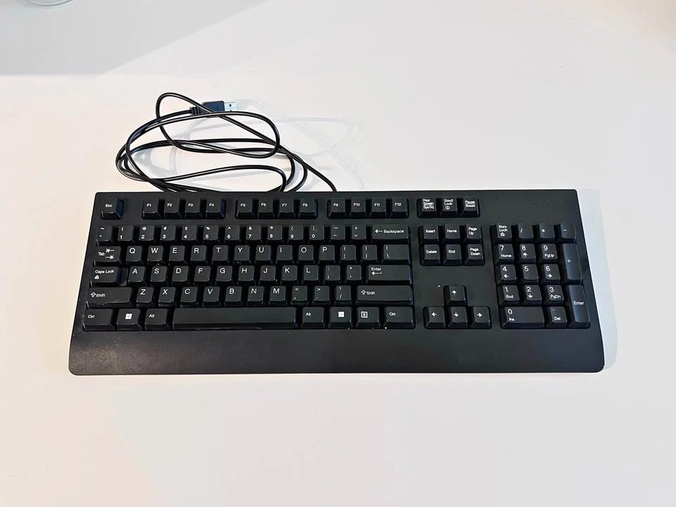 *Brand New* Lenovo Preferred Pro II full-size wired USB keyboard