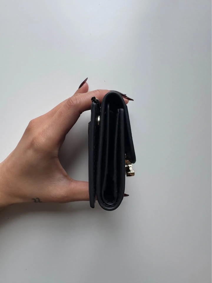 Triomphe Black Compact Wallet with Gold Hardware - photo 5
