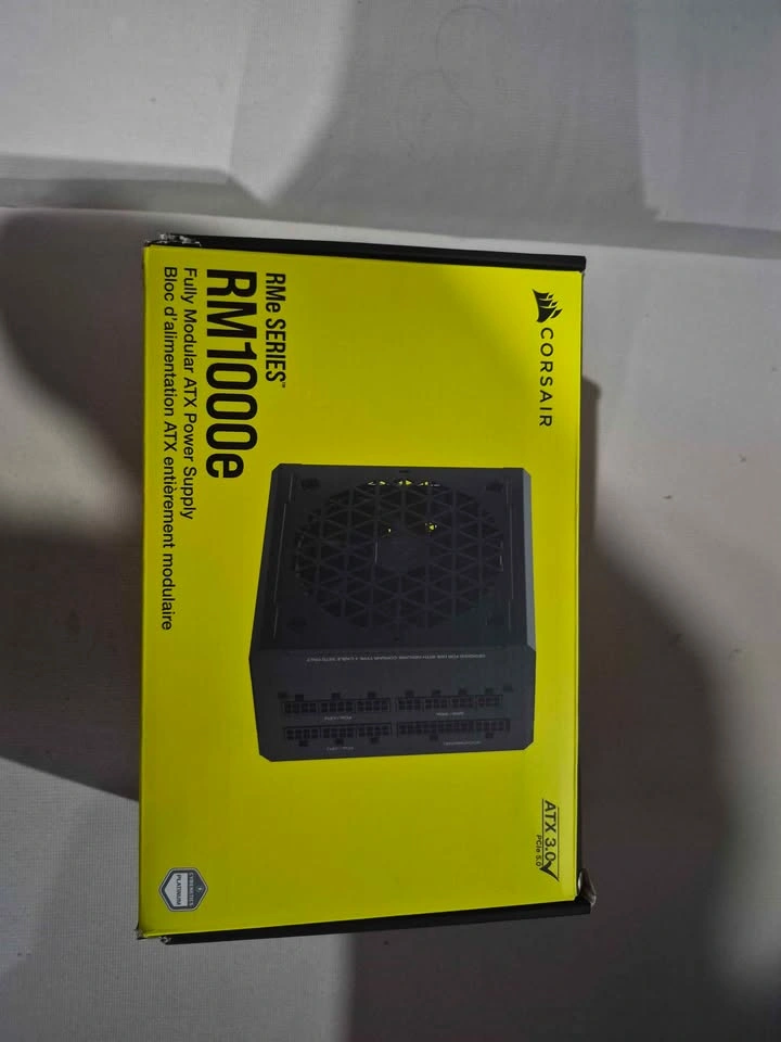 Corsair RM1000e Power Supply - photo 2