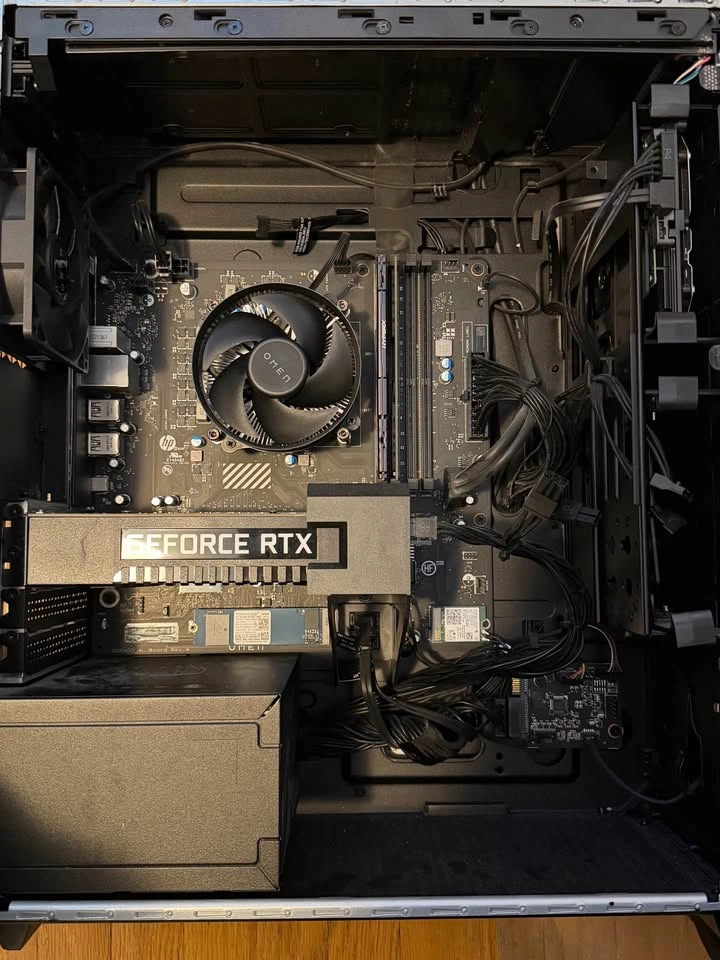 Gaming PC with Intel i7-10700F, 24 GB RAM, RTX 2060, 2 TB - photo 3