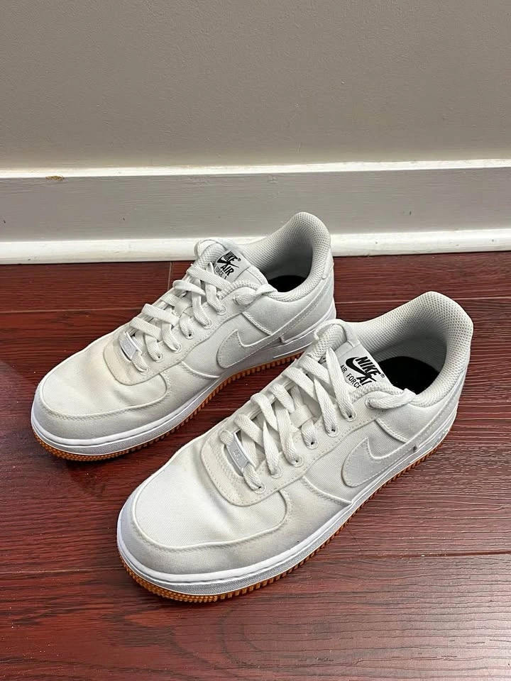 Nike Air Force 1 Sneakers – White/Gum Sole – Women’s US 9.5