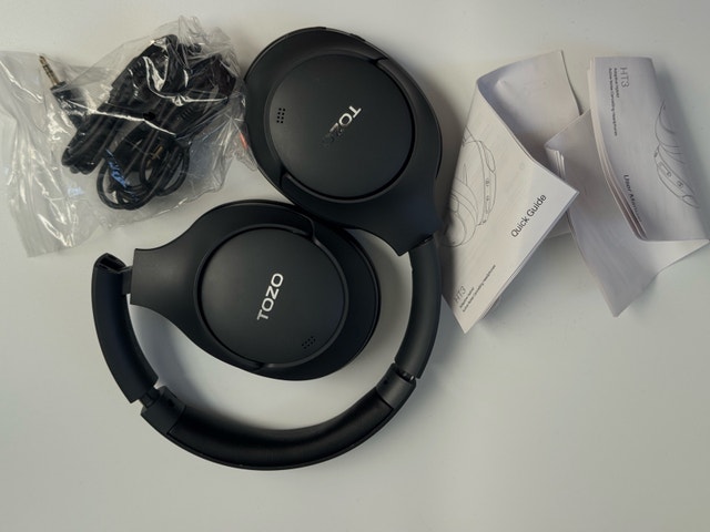 Tozo headphones