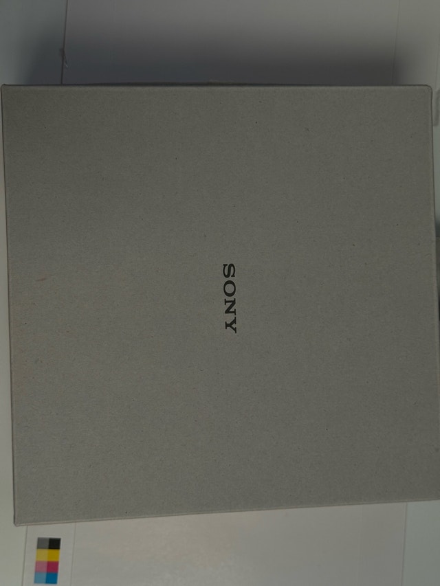 Sony Headphones - photo 2