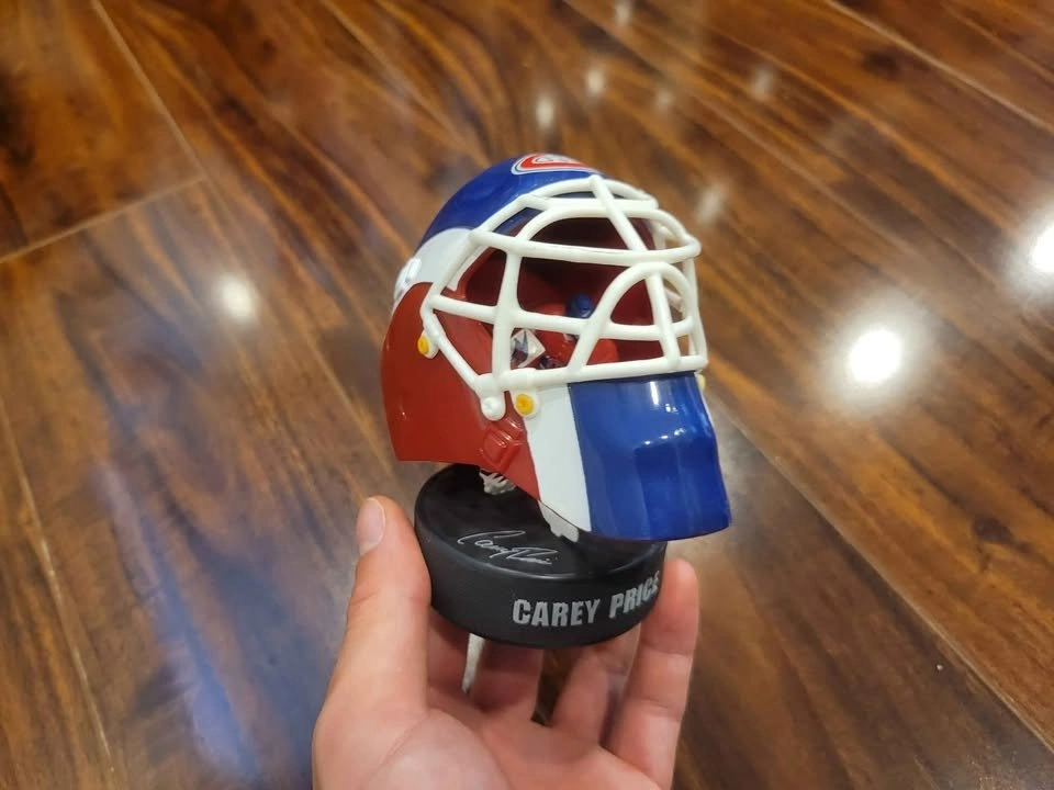 NHL hockey merch: stick and mini helmet - photo 2