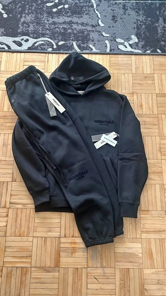 Essentials Set