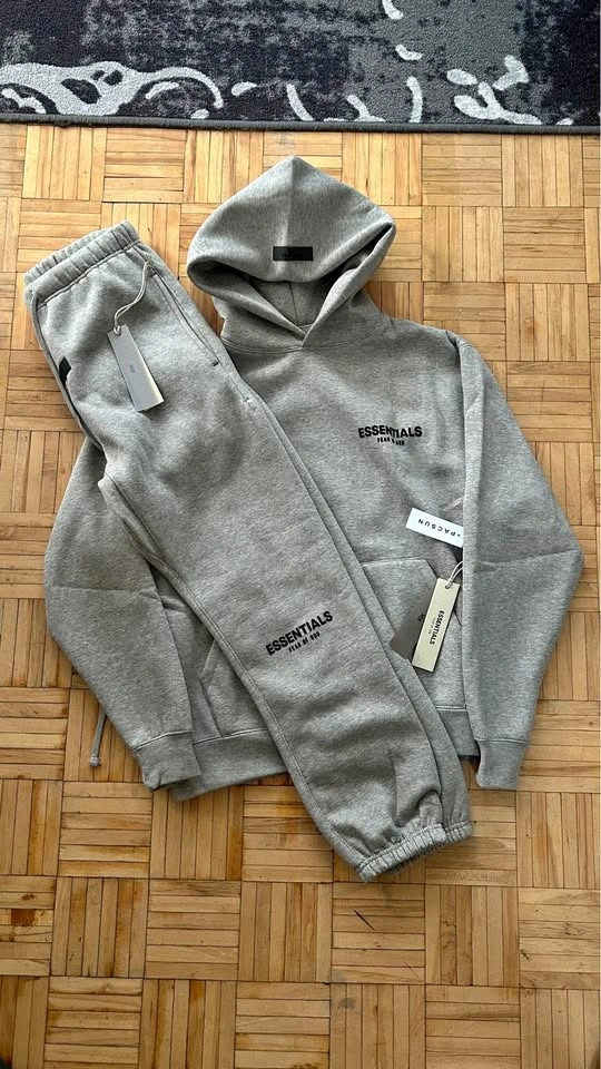 Essentials Set