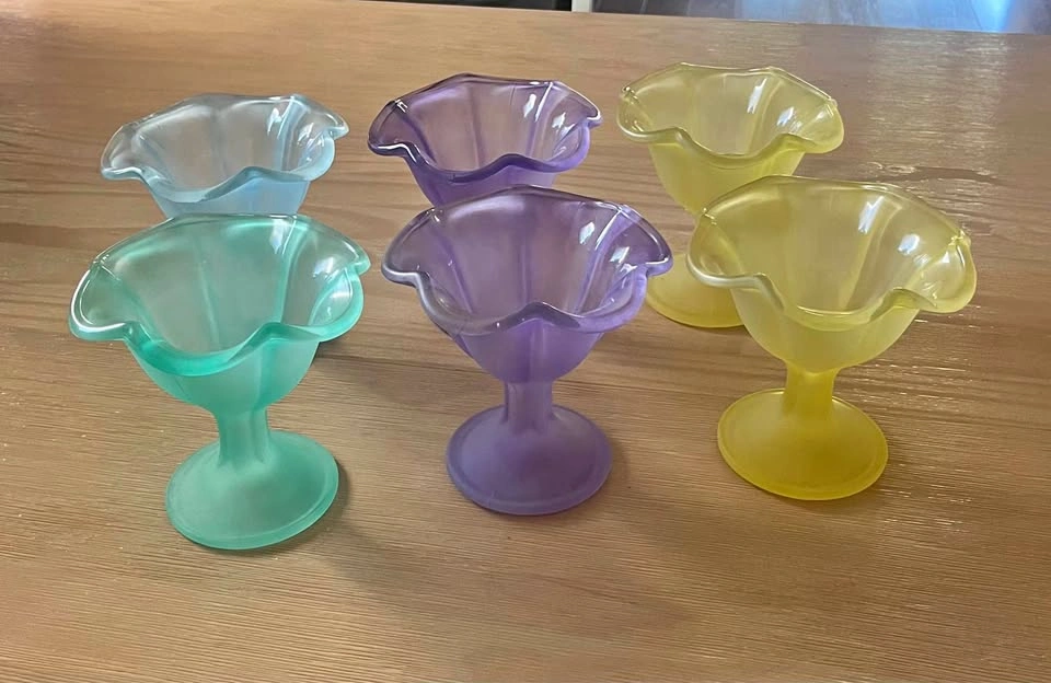 Vintage Libbey Frosted Glass Sundae Dishes Set of 6 - Pastel MCM